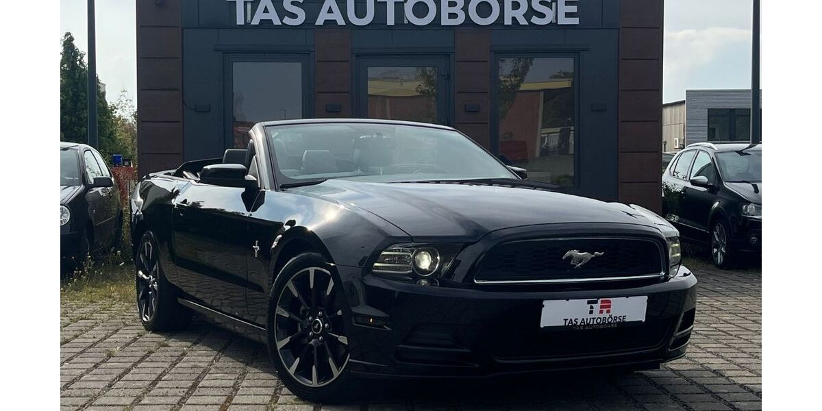 Ford Mustang 140.400 km 14.700 € salzgitter 38259