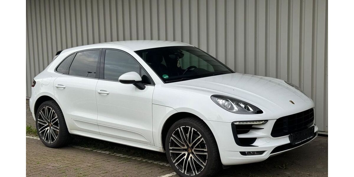 Porsche Macan 203.000 km 25.700 € Braunschweig 38108