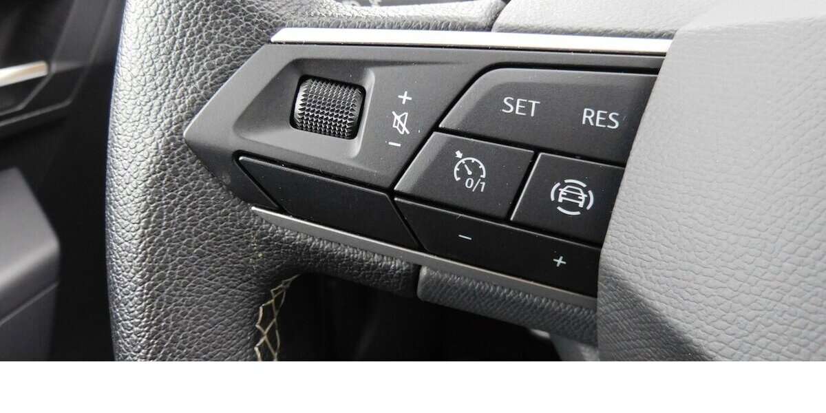 Seat Ibiza 1.0 Style TSI BMT DSG 4Trg Klima Navi 24.400 km 16.990 € Vordorf 38533