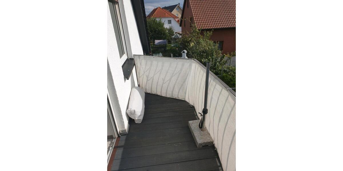 Helle, großzügige 4-Zimmer-Wohnung in Seenähe. zimmer