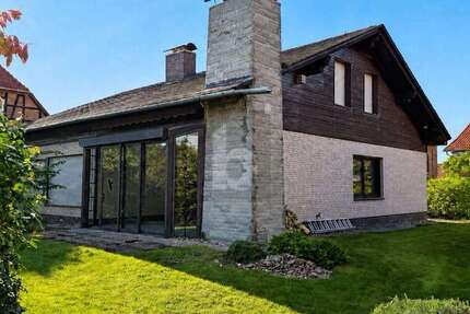Haus Harsum - 7 Zimmer, 230 m&sup2;, 1.690&euro; | Angebot:26847235