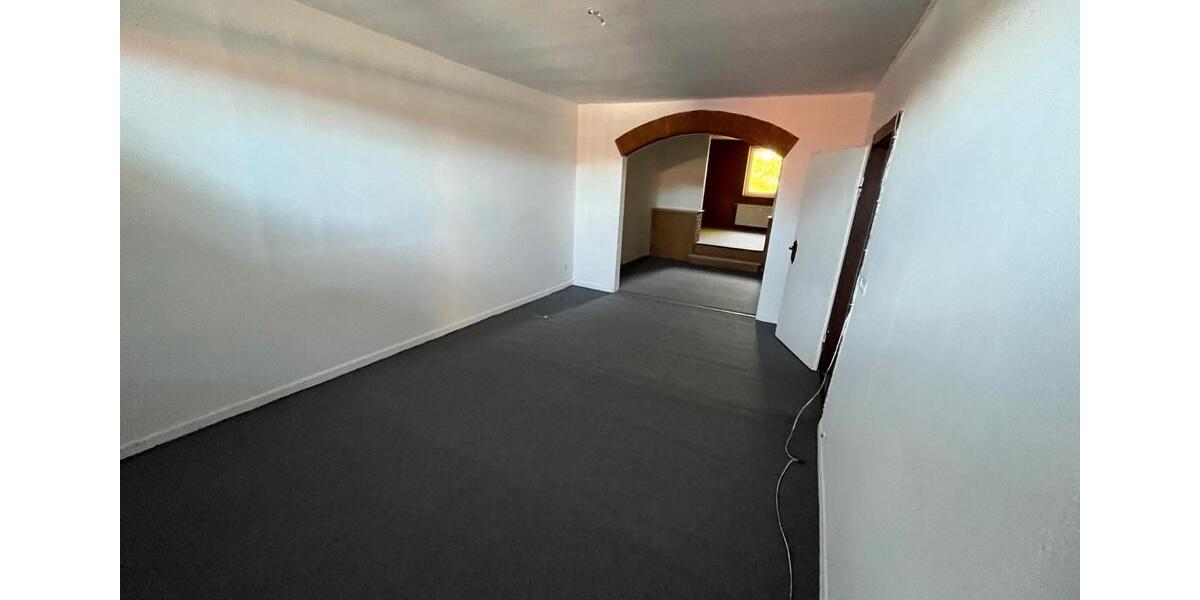 Etagenwohnung Hohenhameln - 5 Zimmer, 120 m&sup2;, 8&euro; | Angebot:26397736