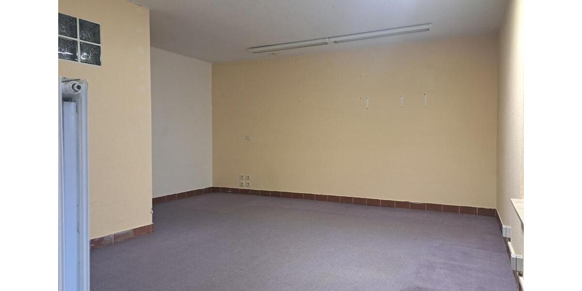 Innenstadt gepflegte Gewerbeeinheit: Büro, Praxis, Einzelhandel zimmer