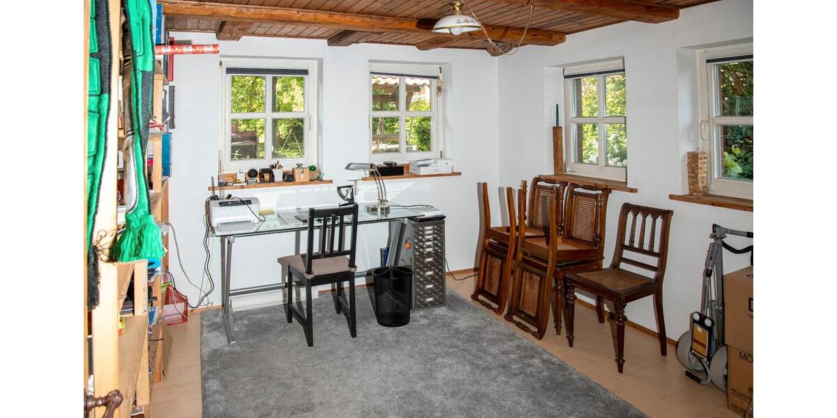 Einfamilienhaus Hohenhameln - 11 Zimmer, 190 m&sup2;, 320.000&euro; | Angebot:26991104