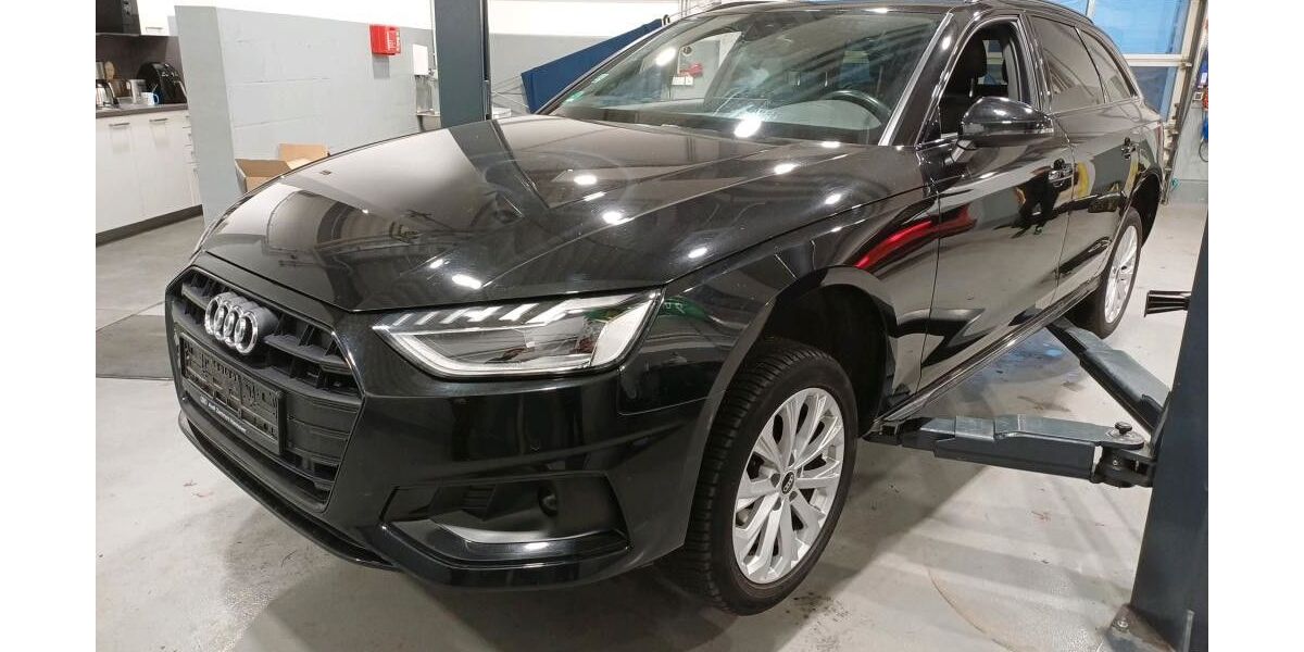 Audi A4 98.000 km 22.990 &euro; Peine 31228