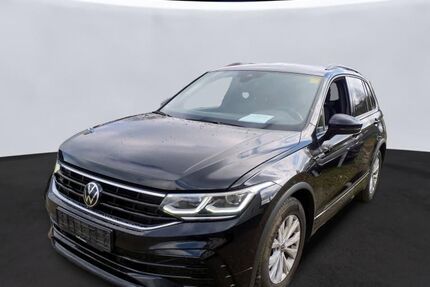 VW Tiguan 128.403 km 27.990 &euro; Braunschweig 38122