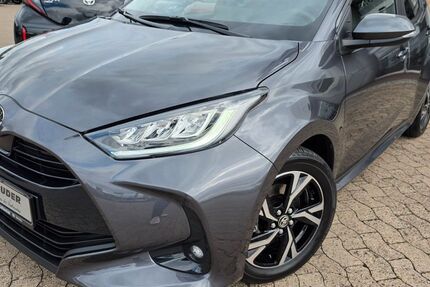 Toyota Yaris 12.880 km 22.990 &euro; Hildesheim 31137