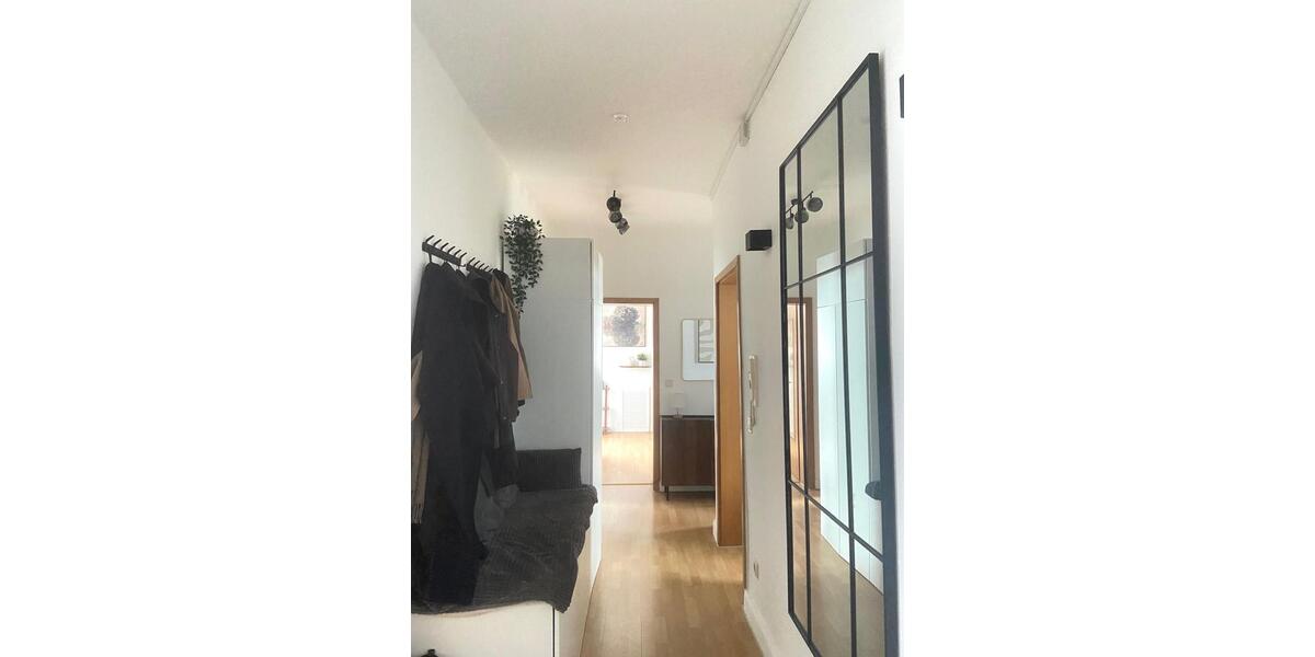 Dachgeschoßwohnung Braunschweig Wabe-Schunter-Beberbach - 2.5 Zimmer, 90 m&sup2;, 810&euro; | Angebot:25232088