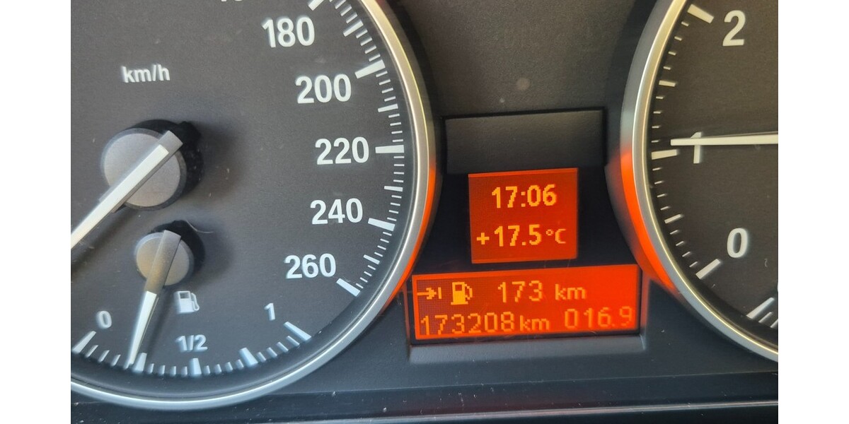 BMW 3er Cabriolet 174.100 km 10.959 &euro; Braunschweig 38100