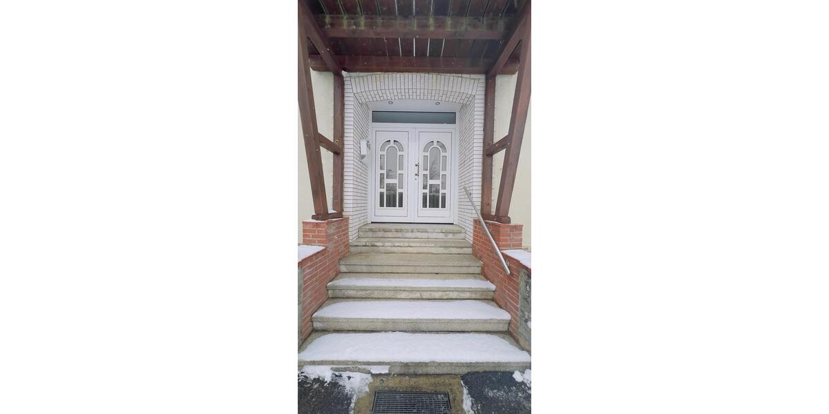 Etagenwohnung Edemissen - 2 Zimmer, 75 m&sup2;, 900&euro; | Angebot:26226914