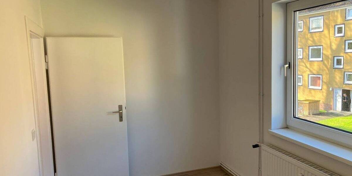 Etagenwohnung Salzgitter Lebenstedt - 3 Zimmer, 52 m&sup2;, 315&euro; | Angebot:26259207