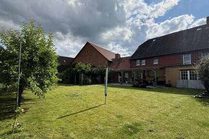 Haus Vechelde - 9 Zimmer, 221 m&sup2;, 449.000&euro; | Angebot:27257493