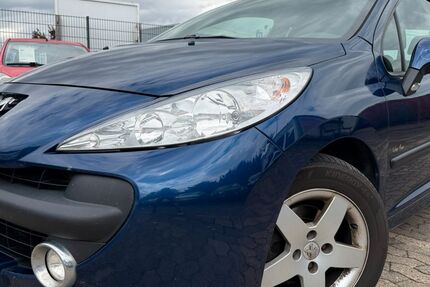 Peugeot 207 317.000 km 690 &euro; Hildesheim 31137
