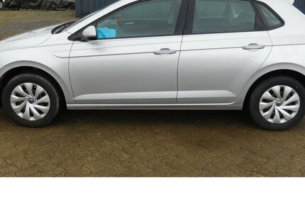 VW Polo 1.0 Life MPI BMT 4Trg Klima Navi LED 5.600 km 17.390 &euro; Vordorf 38533