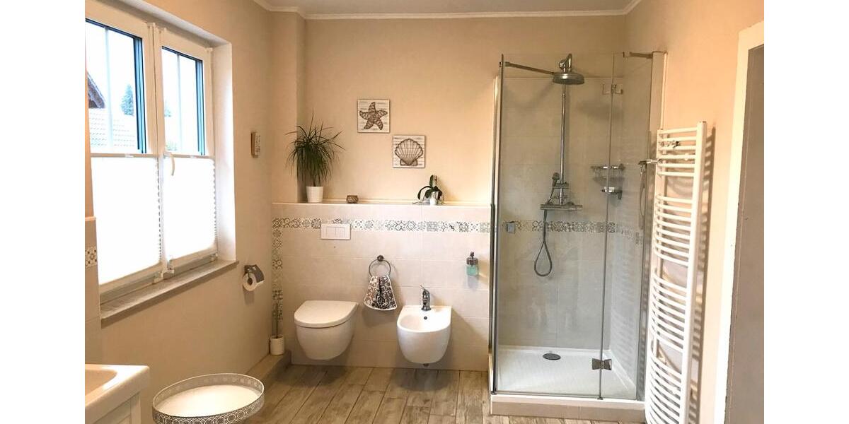Einfamilienhaus Ilsede - 10 Zimmer, 300 m&sup2;, 680.000&euro; | Angebot:27280845