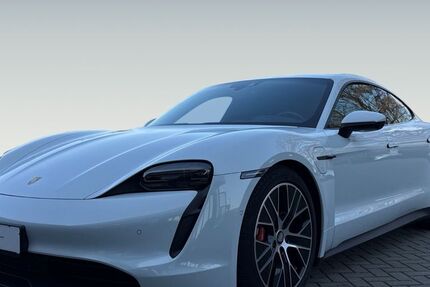 Porsche Taycan 37.349 km 68.730 &euro; Braunschweig 38114