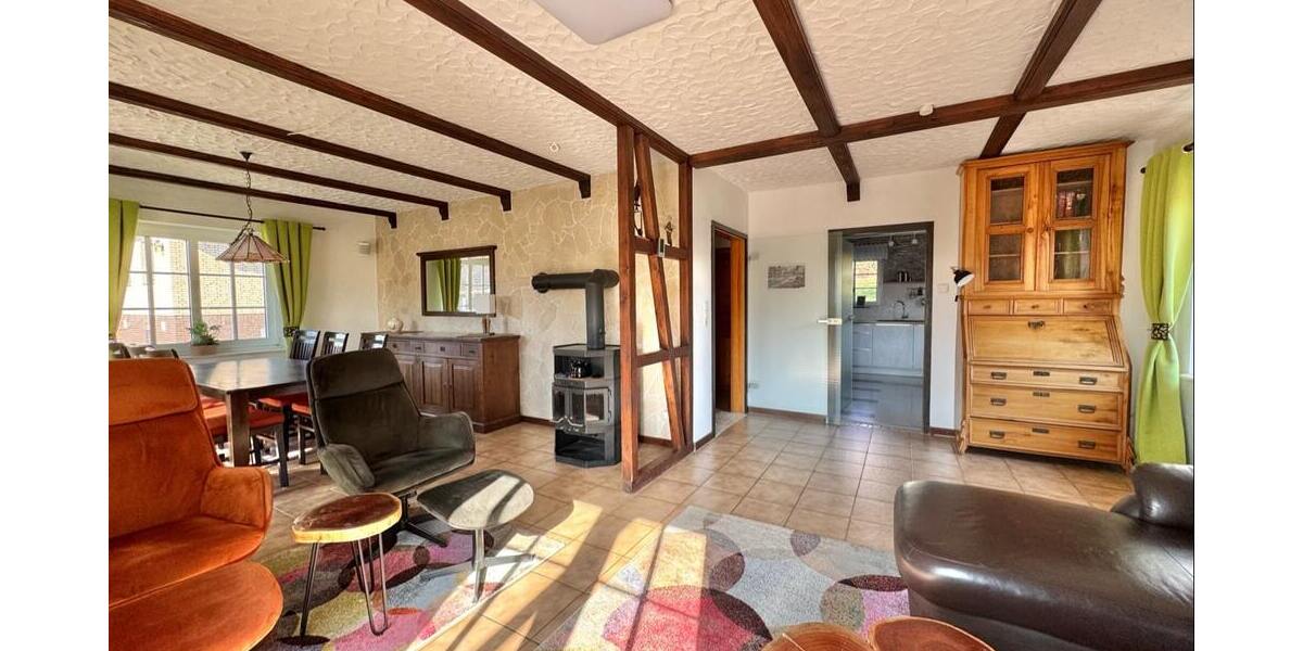 Charmantes Haus in ruhiger Lage - Einfamilienhaus Holle Hackenstedt | Angebot:26097672