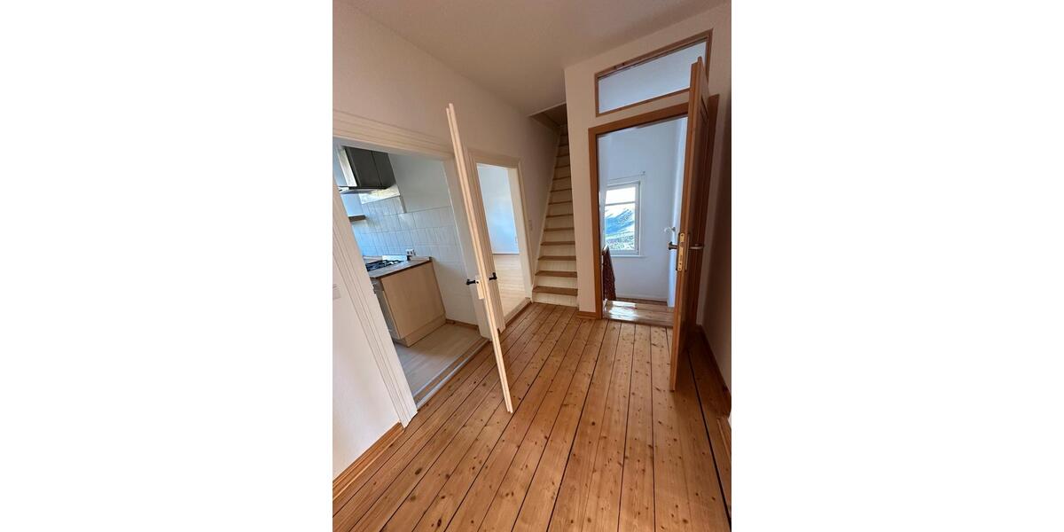 Dachgeschoßwohnung Langelsheim - 3 Zimmer, 71 m&sup2;, 570&euro; | Angebot:26626066