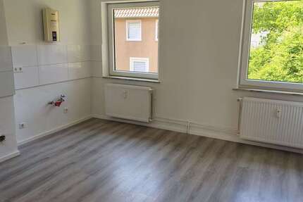 Wohnung Salzgitter Bad - 3 Zimmer, 51 m&sup2;, 375&euro; | Angebot:26764852