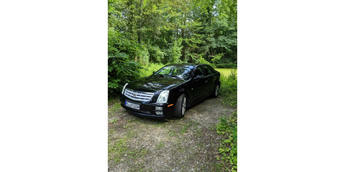 Cadillac STS 283.000 km 5.250 € Holle 31188