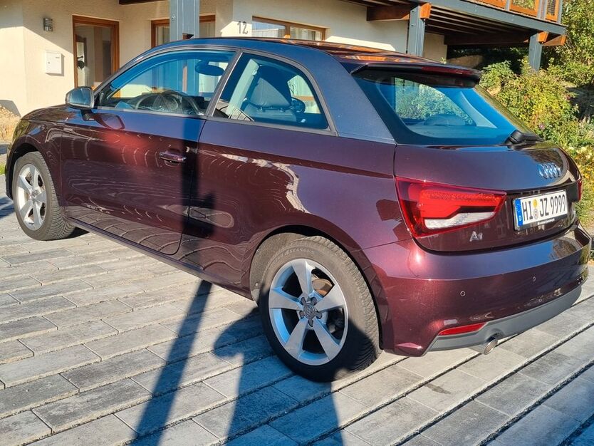 Audi A1 116.600 km 9.999 € Holle 31188