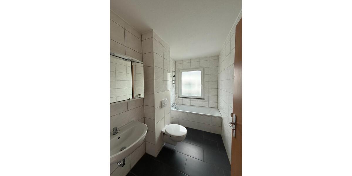 Etagenwohnung Vechelde - 3 Zimmer, 64 m&sup2;, 750&euro; | Angebot:26249601