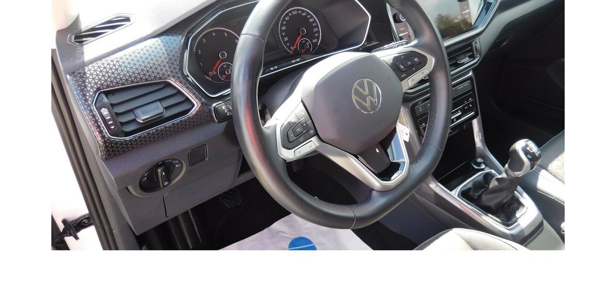 VW T-Cross 1.0 Style TSI BMT Navi Klima 31.800 km 17.390 &euro; Vordorf 38533