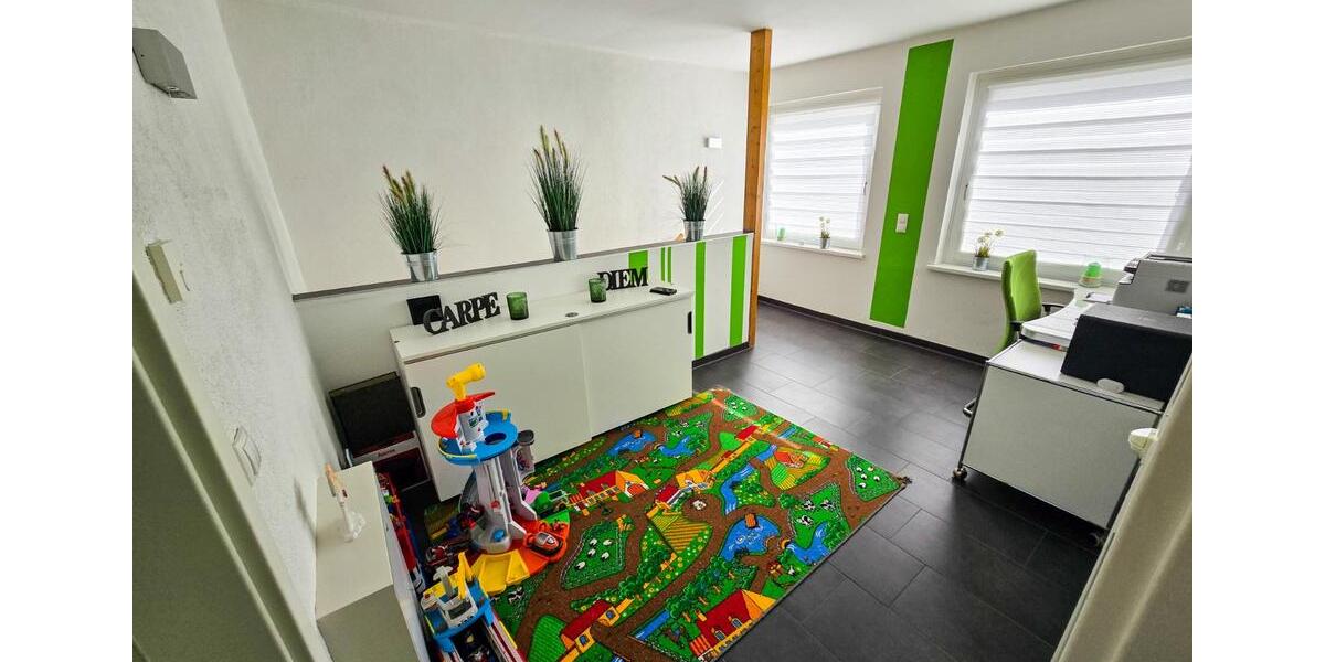 Reihenhaus Salzgitter - 3 Zimmer, 94 m&sup2;, 285.000&euro; | Angebot:25178385