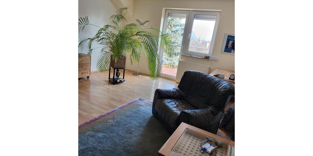 Etagenwohnung Braunschweig Broitzem - 3 Zimmer, 100 m&sup2;, 1.050&euro; | Angebot:24772039