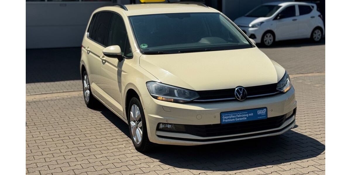 VW Touran 256.500 km 12.450 &euro; Hildesheim 31135
