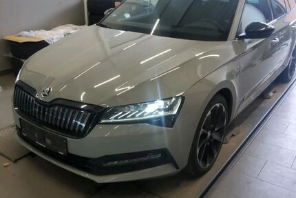 Skoda Superb 123.155 km 22.990 &euro; Braunschweig 38122