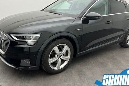 Audi e-tron 33.400 km 35.700 &euro; Peine 31226