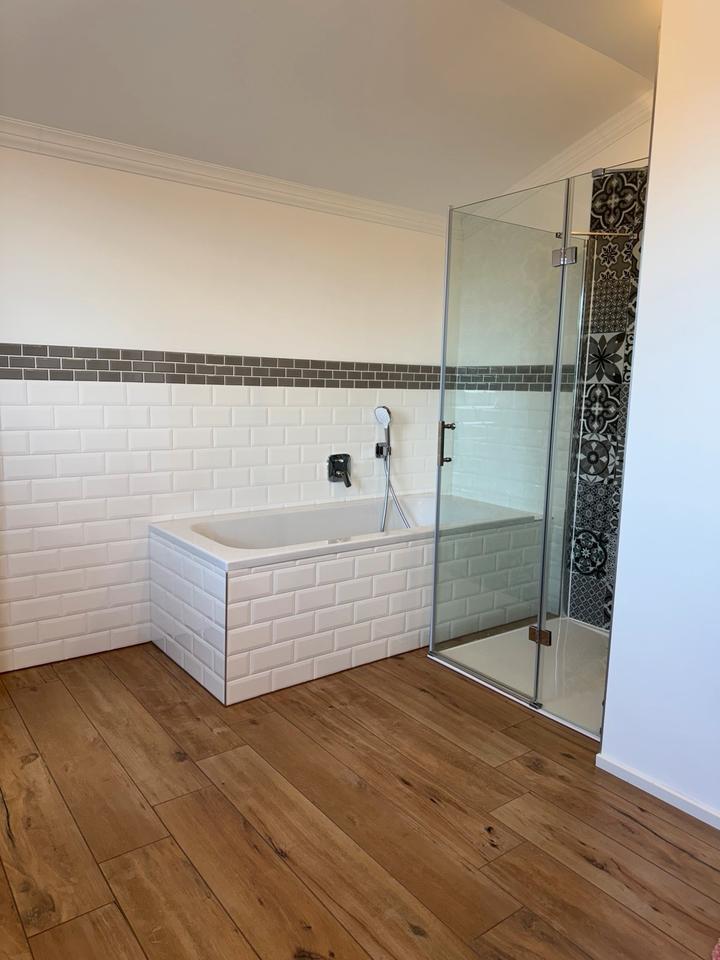 Modernes EFH (267 m²) mit Pool