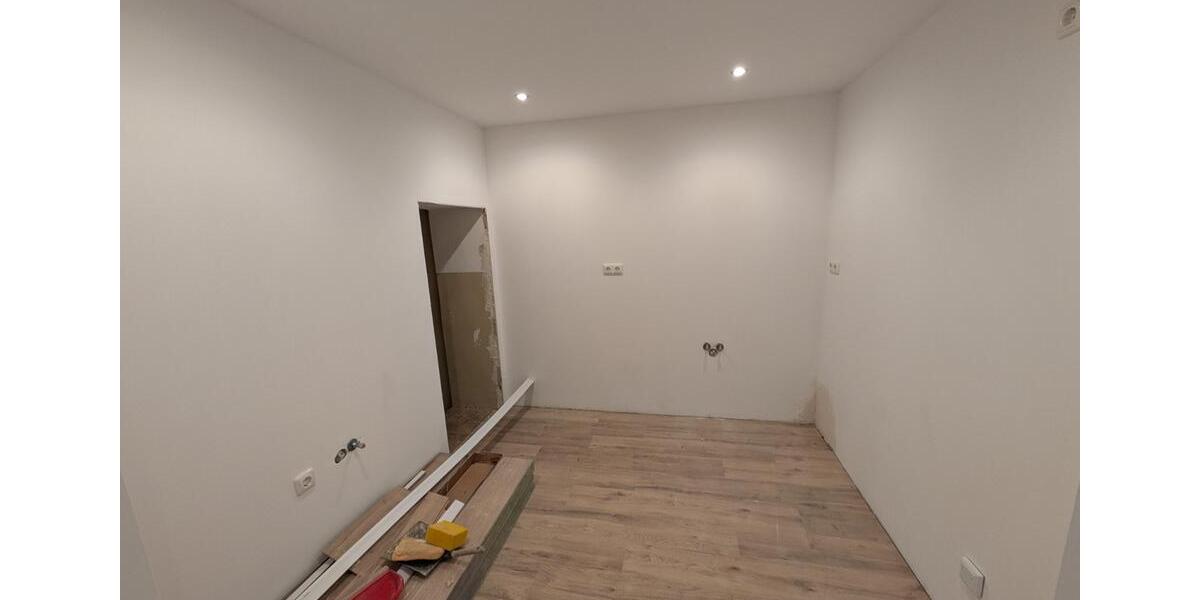 Schönes, renoviertes Häuschen für Single, Paar, kleine Familie 3 zimmer