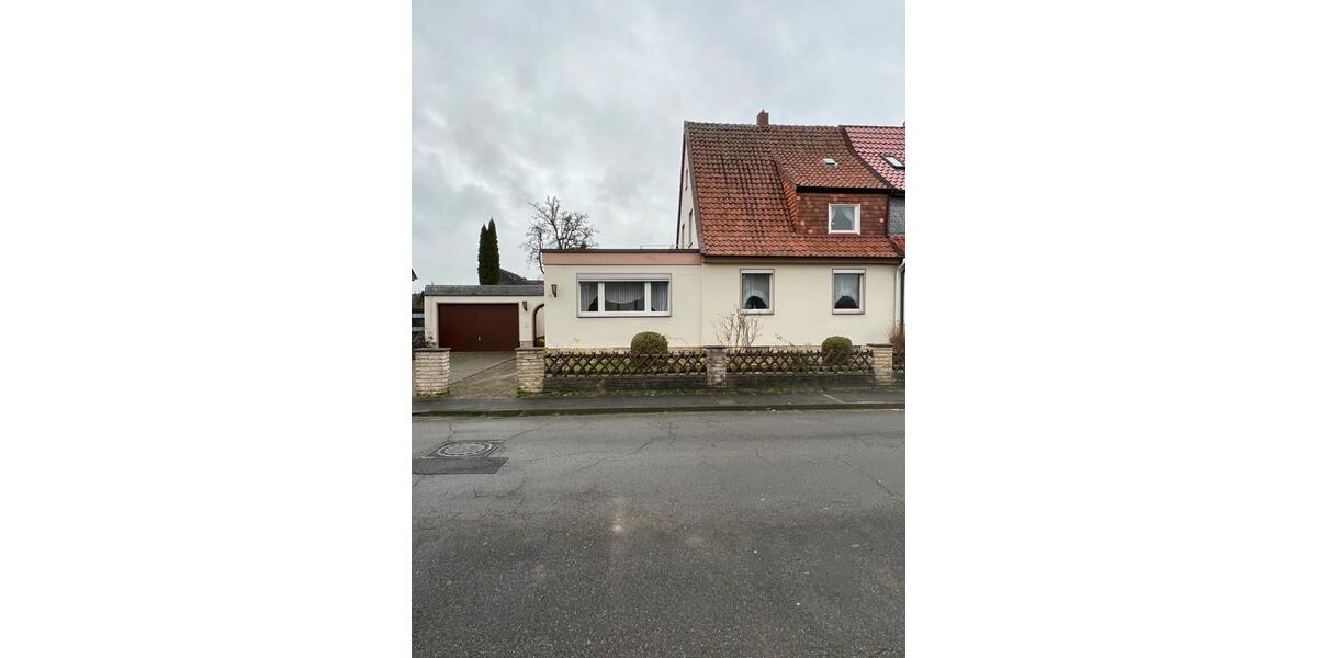 Doppelhaushälfte Hildesheim Oststadt/Stadtfeld - 6 Zimmer, 178 m&sup2;, 1.990&euro; | Angebot:26122497