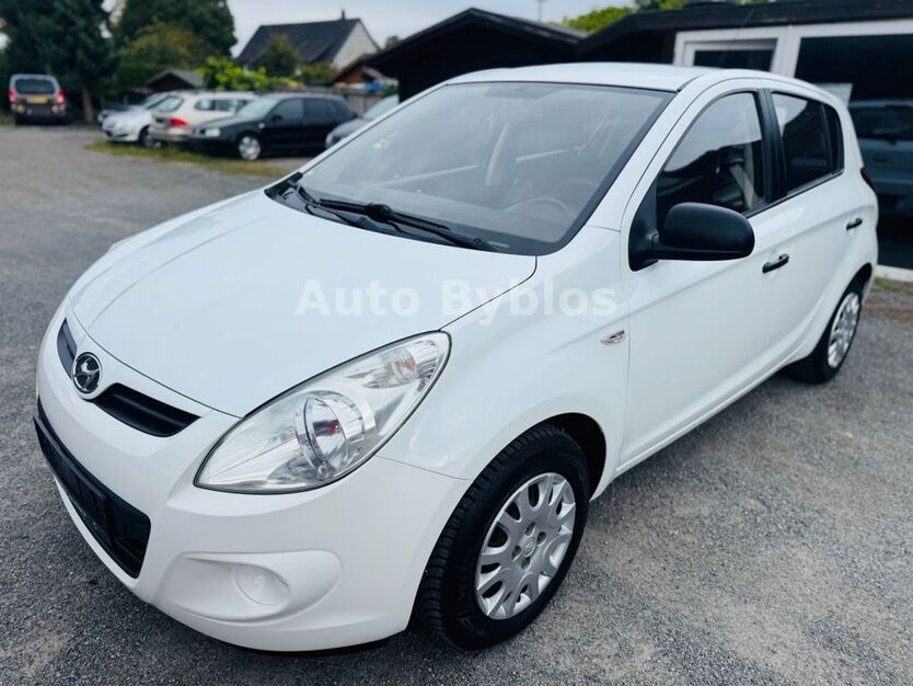 Hyundai i20 35.847 km 6.500 € Salzgitter 38259