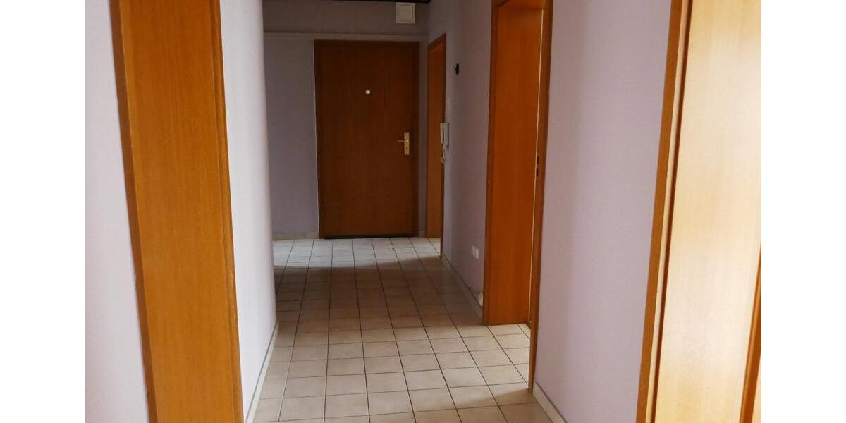 Etagenwohnung Hildesheim - 4 Zimmer, 94 m&sup2;, 238.000&euro; | Angebot:27168824