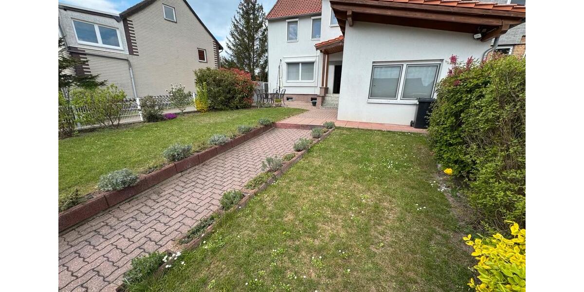 Mietwohnung in Zweifamilienhaus inkl. Küche, Garten und Keller 3 zimmer