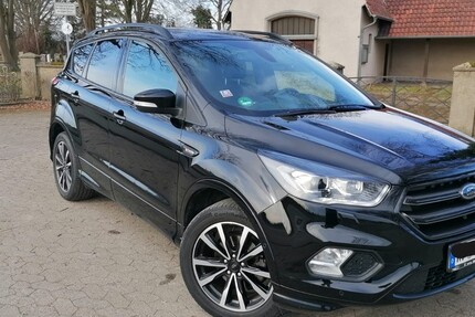 Ford Kuga 128.000 km 11.700 &euro; Wolfenbüttel 38300