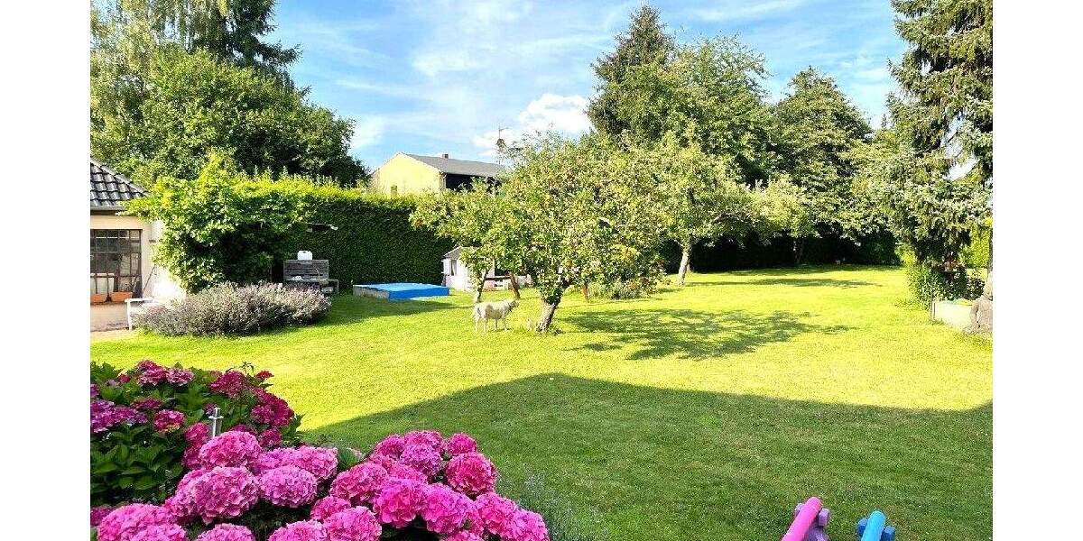 Einfamilienhaus Braunschweig Ölper - 7 Zimmer, 260 m&sup2;, 750.000&euro; | Angebot:23967384