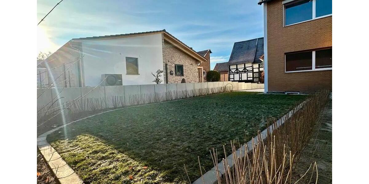 Bauernhaus mit Altbau-Charme: Erstbezug nach Sanierung, 179 m2 8 zimmer