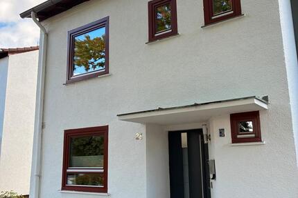 Haus Braunschweig Heidberg-Melverode - 4 Zimmer, 90 m&sup2;, 1.800&euro; | Angebot:27619077