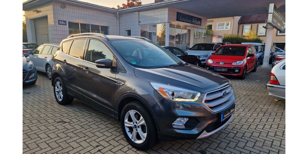 Ford Kuga 121.500 km 11.999 &euro; Wolfenbüttel 38302