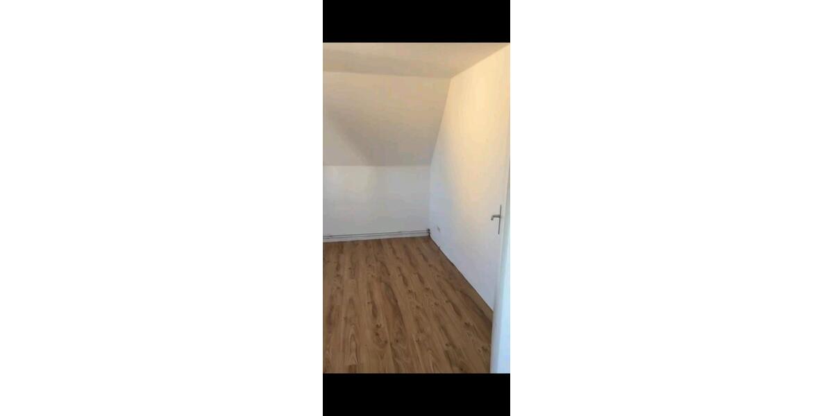 Dachgeschoßwohnung Börßum - 3 Zimmer, 50 m&sup2;, 350&euro; | Angebot:25152489