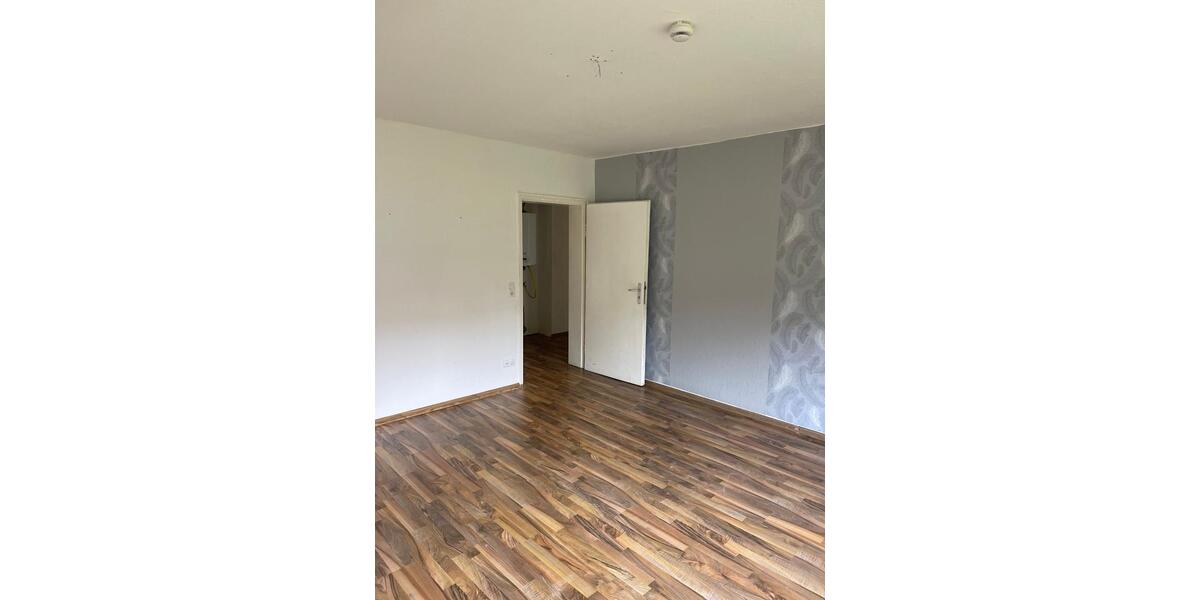 Erdgeschoßwohnung Salzgitter Ortschaft Südost - 3 Zimmer, 85 m&sup2;, 490&euro; | Angebot:26327308