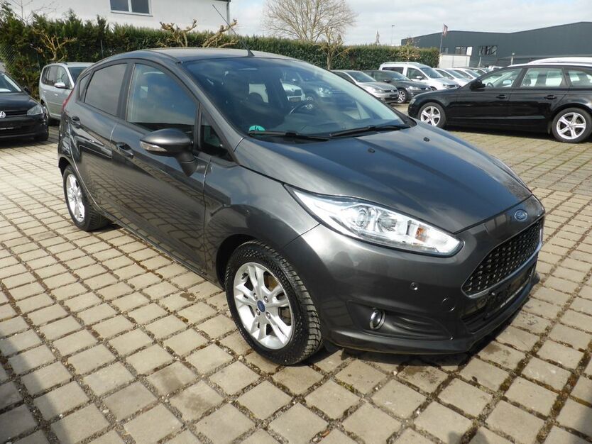Ford Fiesta 154.350 km 8.490 € Wolfenbüttel 38304