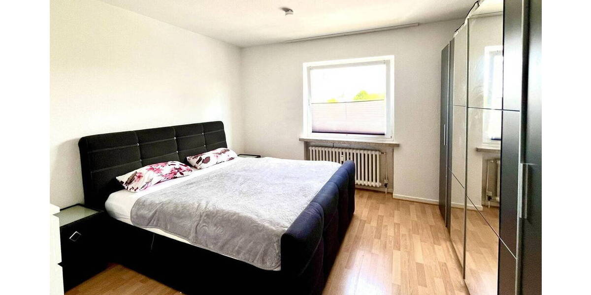 Etagenwohnung Peine - Kernstadt Nord Kernstadt Nord - 4 Zimmer, 109 m&sup2;, 190.000&euro; | Angebot:25969911