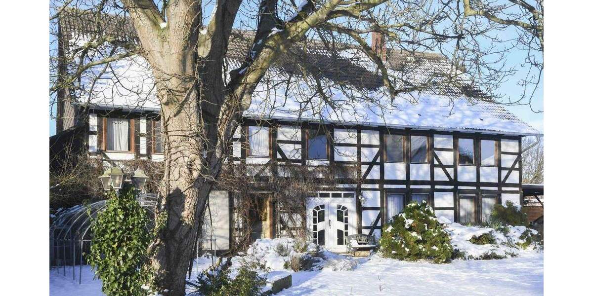 Fachwerkhaus mit Weideland und Stallungen - ideal für Pferdehaltung in ruhiger Lage von Köchingen 1 zimmer