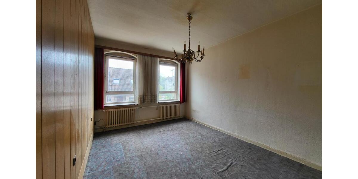 Einfamilienhaus Hildesheim Himmelsthür - 9 Zimmer, 195 m&sup2;, 175.000&euro; | Angebot:26689251