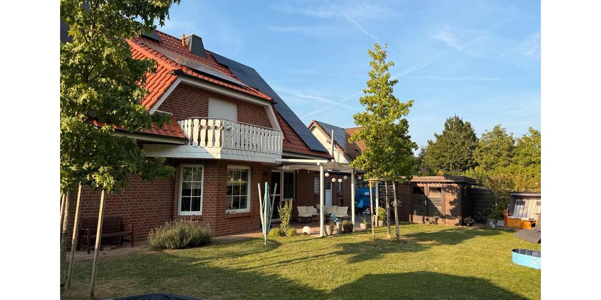 Einfamilienhaus Lengede - 8 Zimmer, 250 m&sup2;, 650.000&euro; | Angebot:27280852